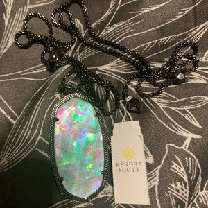***SOLD***NWT Kendra Scott GM Reid with mint illusion stone